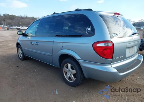 2005 Dodge Grand Caravan Sxt z USA, uszkodzony, nr VIN 2D4GP44L55R580366